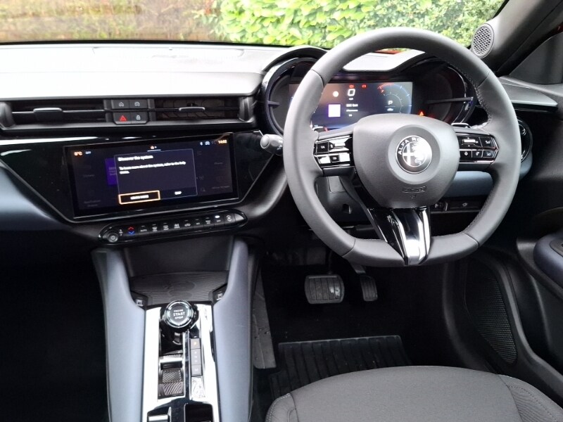 Used Alfa Romeo Junior 2025 for sale - 77987833: Photo 11