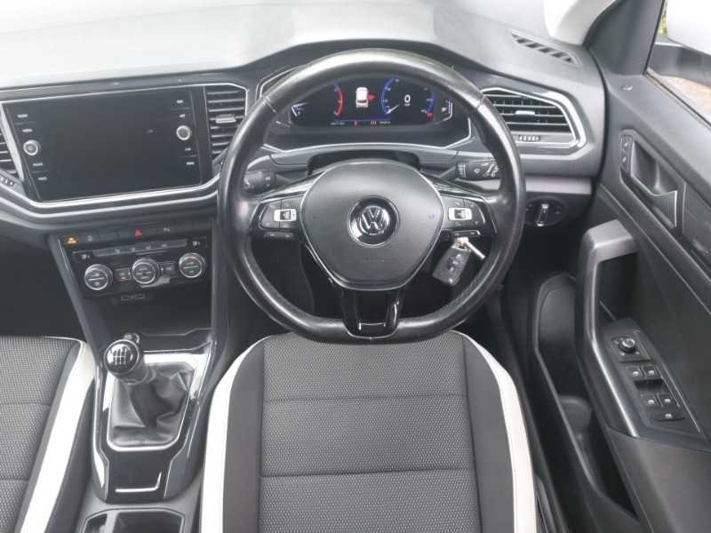 Used Volkswagen T-Roc 2018 for sale - 76451223: Photo 7