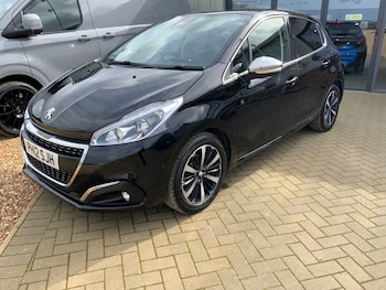 Used Peugeot 208 2019 for sale - 77864591: Photo