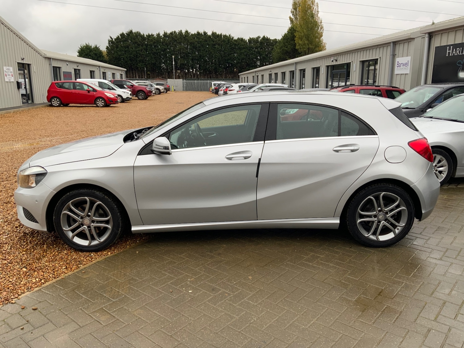 Used Mercedes-Benz A-Class 2014 for sale - 76402270: Photo 7