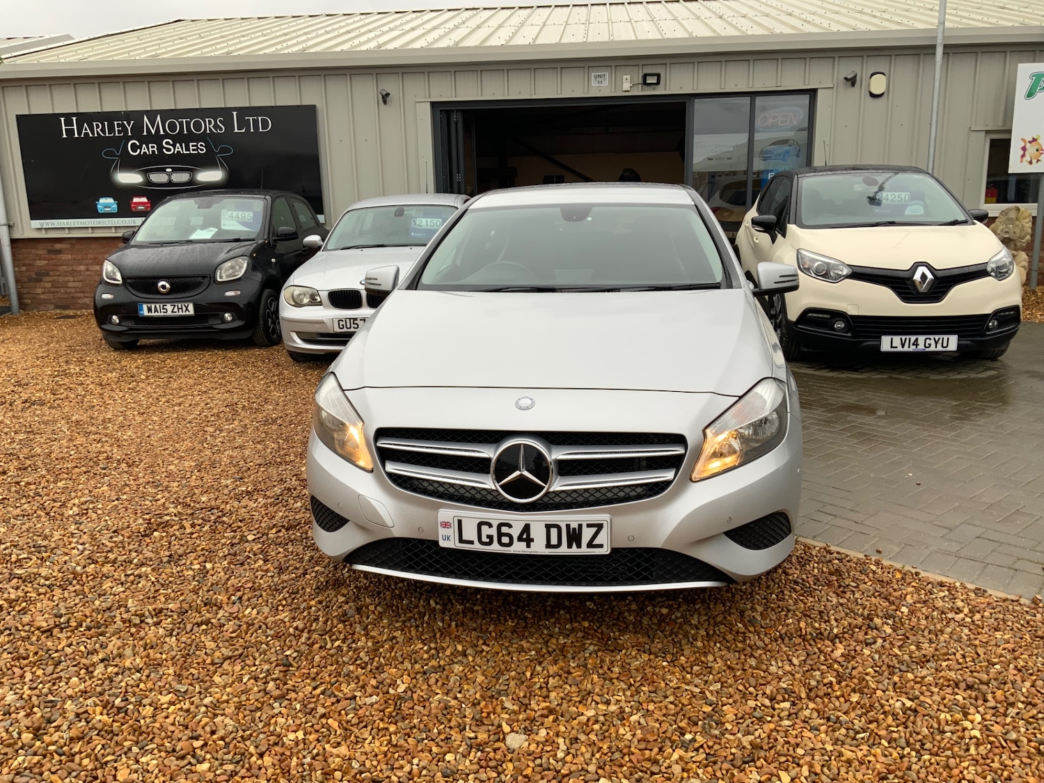 Used Mercedes-Benz A-Class 2014 for sale - 76402270: Photo 9