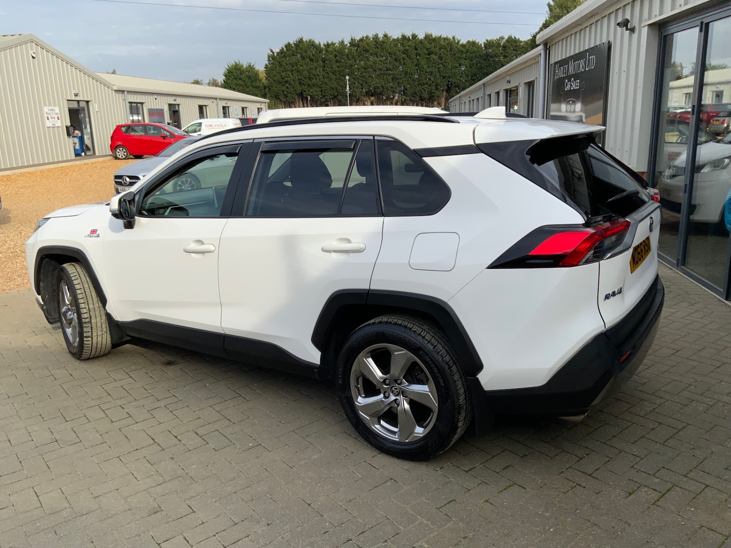 Used Toyota RAV4 2019 for sale - 76143908: Photo 4