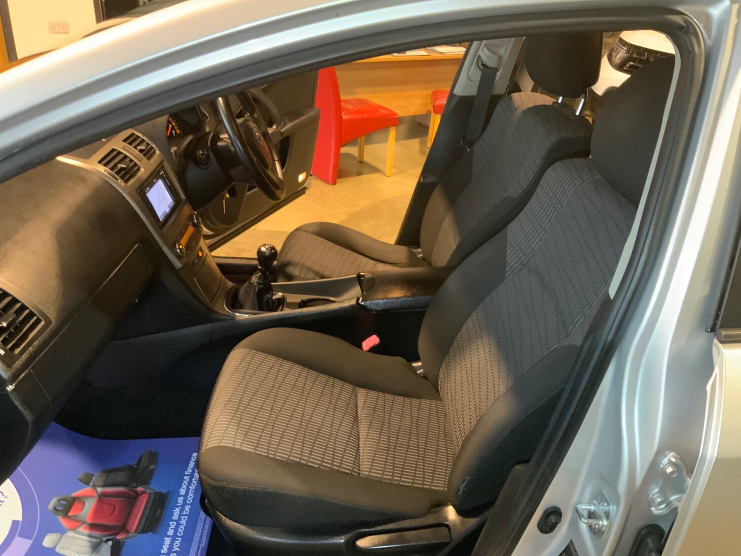 Used Toyota Avensis 2011 for sale - 77543346: Photo 7