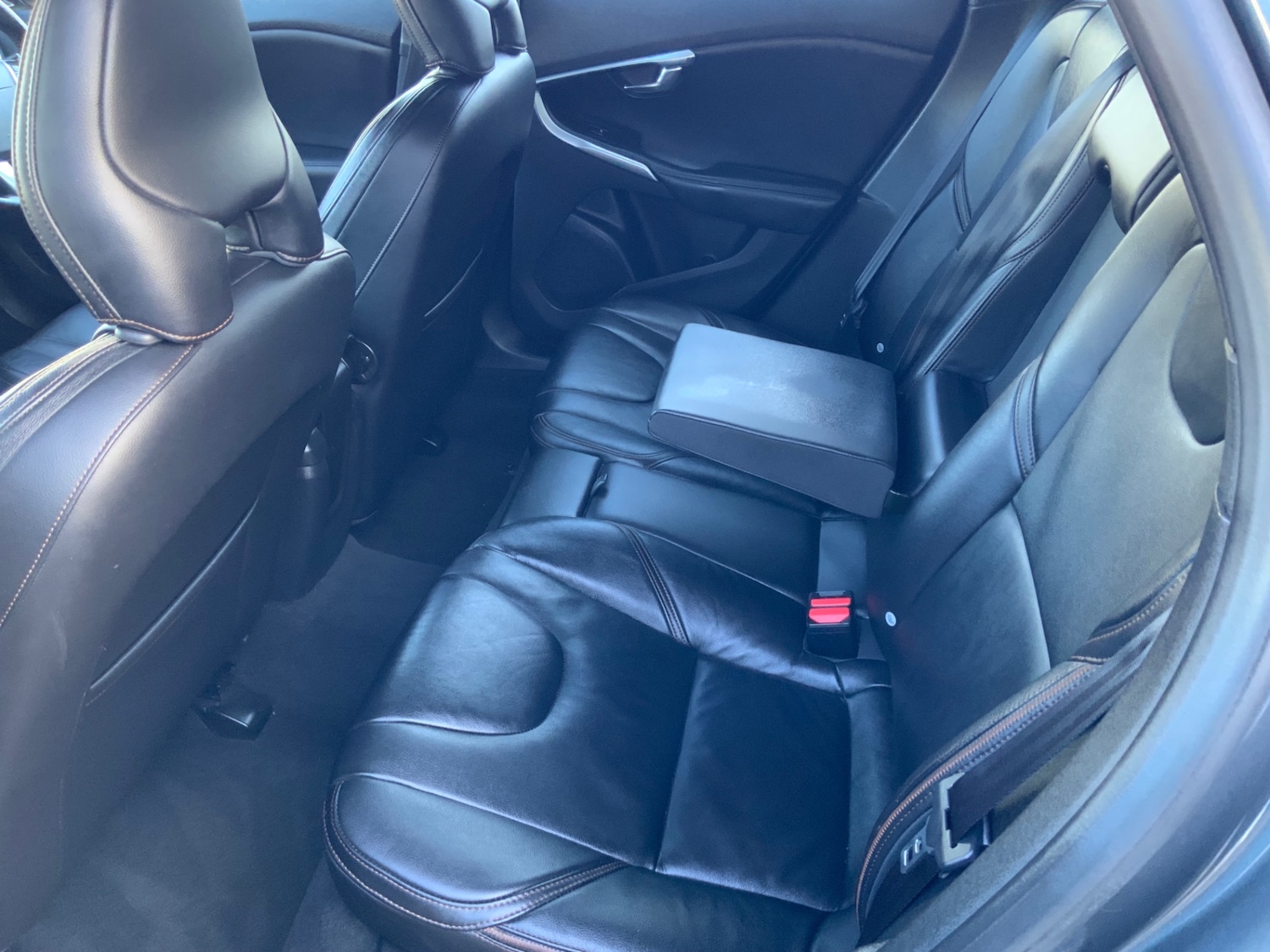 Used Volvo V40 2014 for sale - 77233816: Photo 14