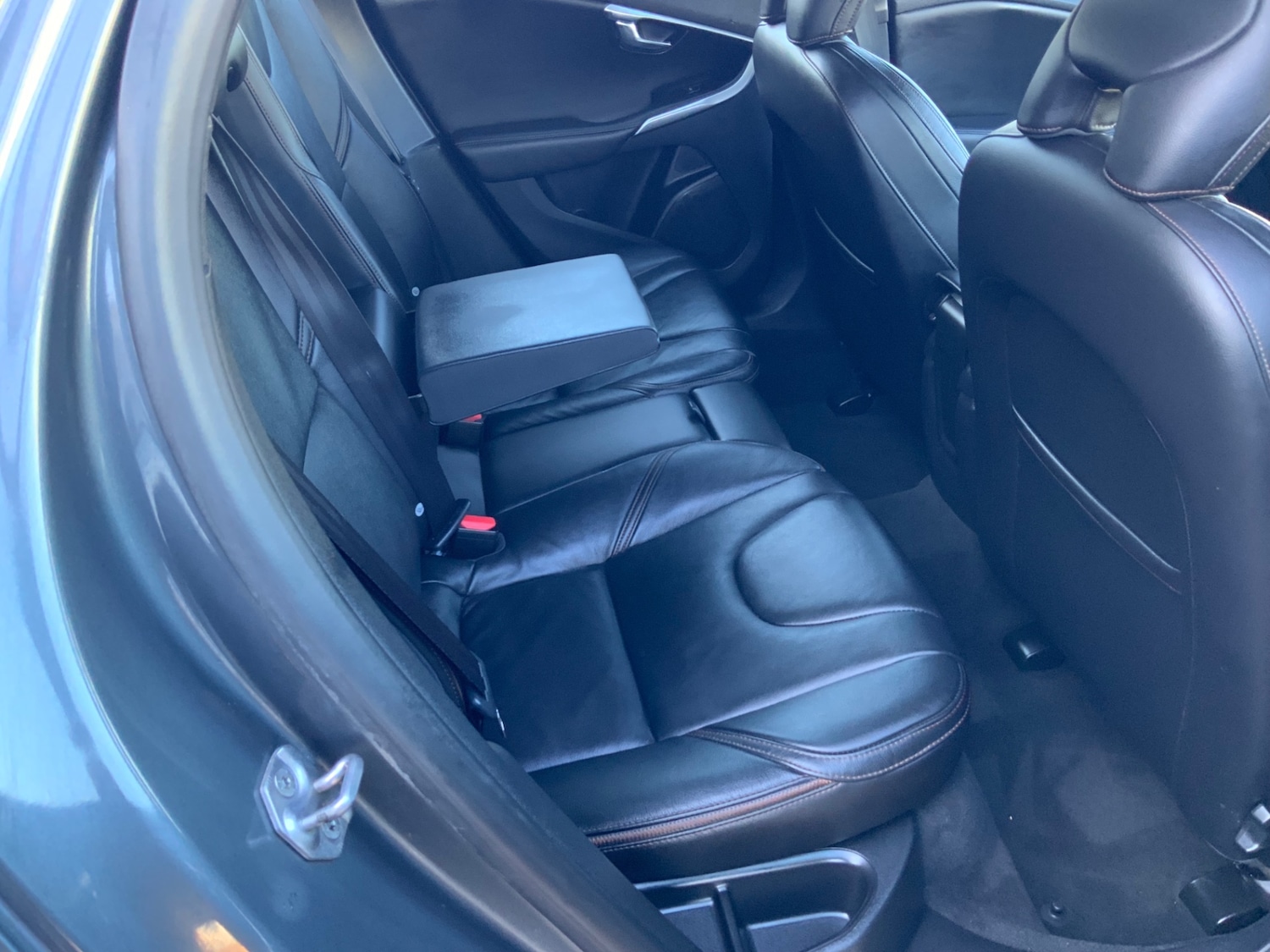 Used Volvo V40 2014 for sale - 77233816: Photo 15