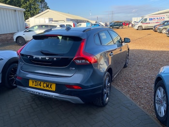 Used Volvo V40 2014 for sale - 77233816: Photo