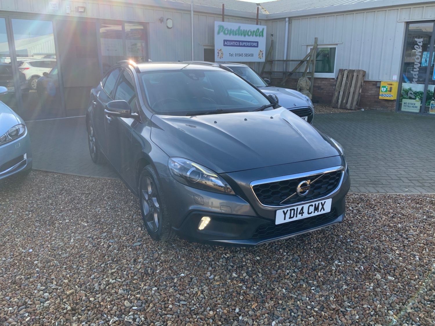 Used Volvo V40 2014 for sale - 77233816: Photo 6