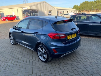 Used Ford Fiesta 2018 for sale - 77715833: Photo