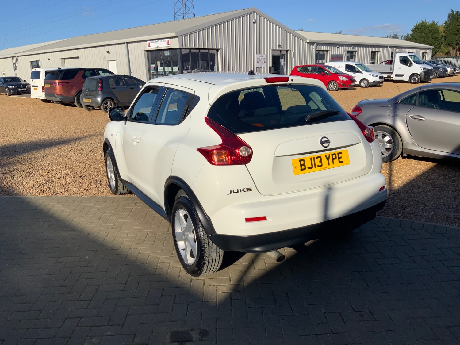 Used Nissan Juke 2013 for sale - 76045953: Photo 2
