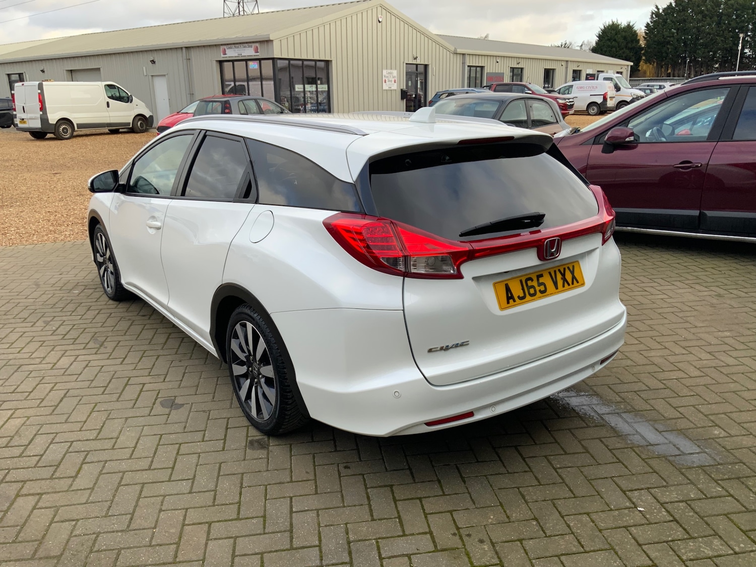 Used Honda Civic 2015 for sale - 76905495: Photo 6