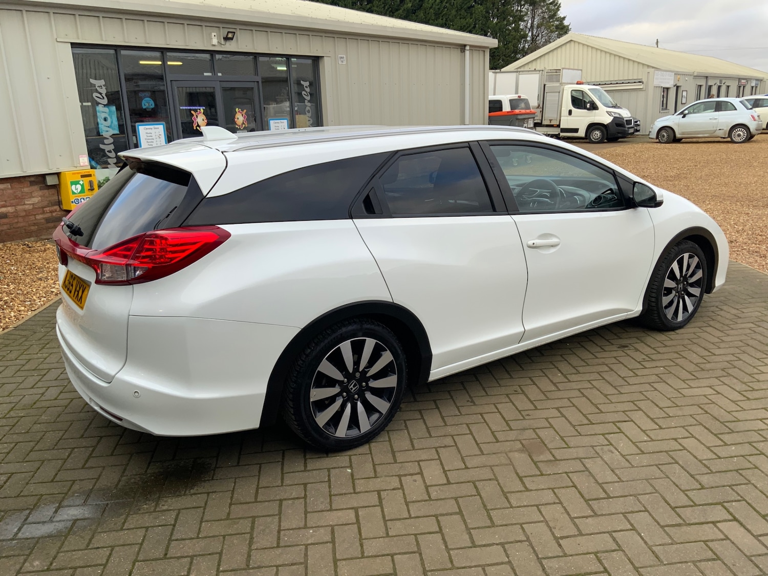 Used Honda Civic 2015 for sale - 76905495: Photo 7