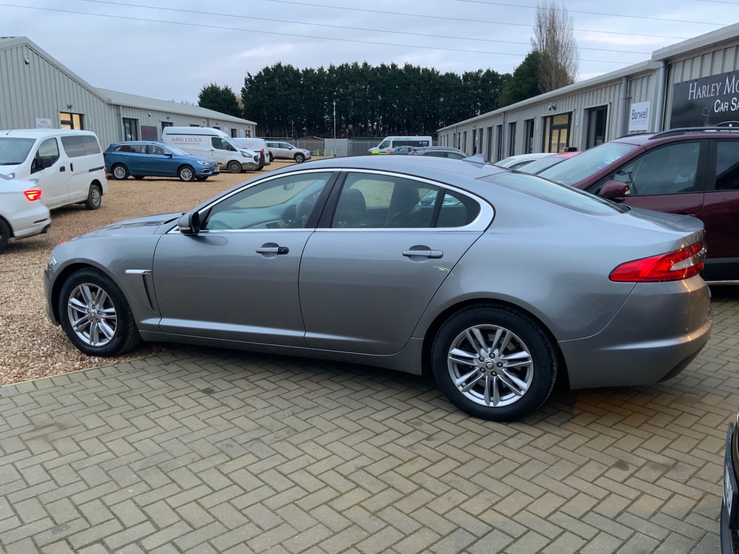 Used Jaguar XF 2012 for sale - 76919439: Photo 2