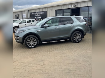 Used Land Rover Discovery Sport 2016 for sale - 78581754: Photo