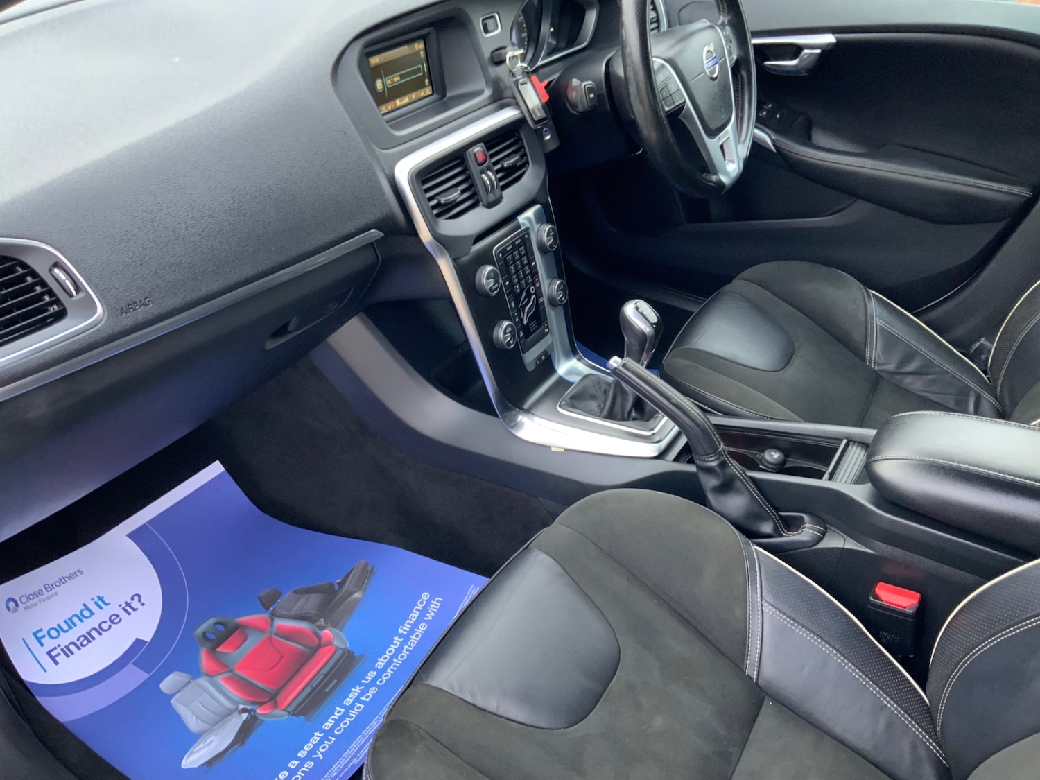 Used Volvo V40 2015 for sale - 77367997: Photo 12