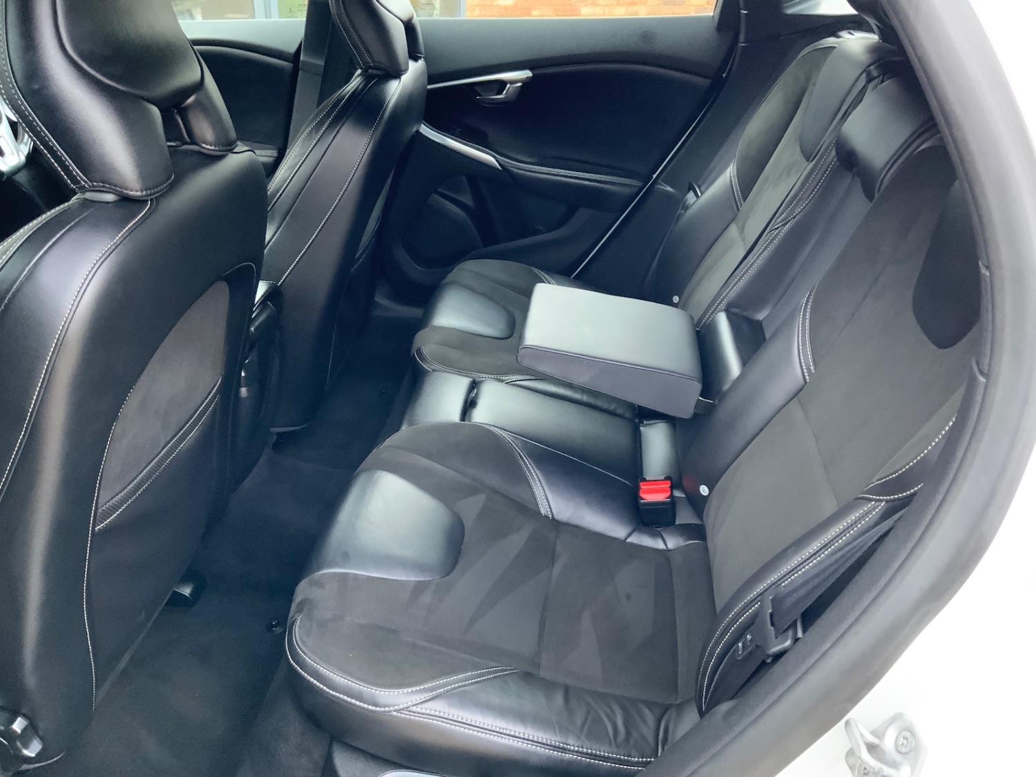 Used Volvo V40 2015 for sale - 77367997: Photo 16