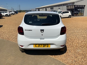 Used Dacia Sandero 2017 for sale - 79082033: Photo