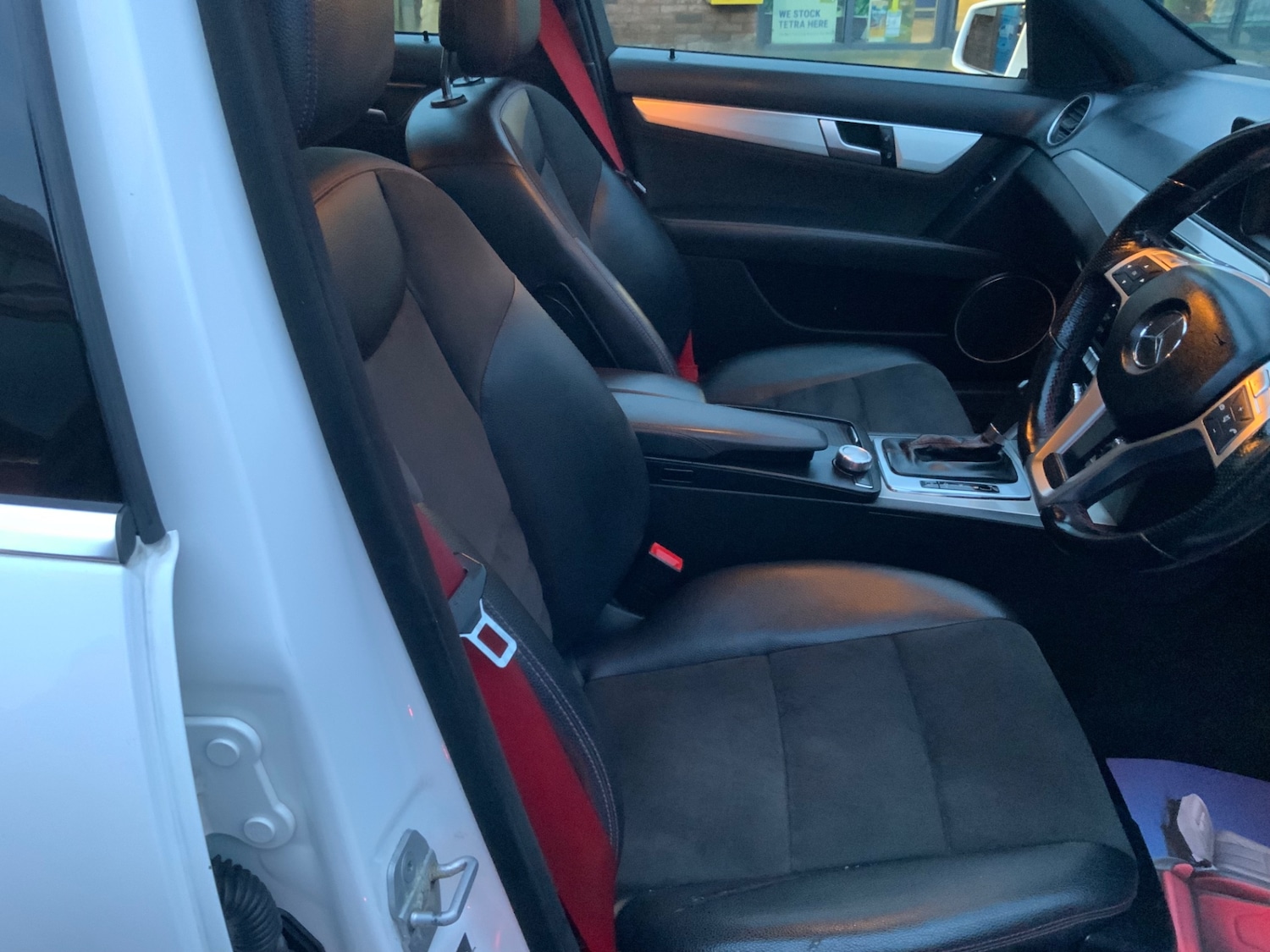 Used Mercedes-Benz C Class 2012 for sale - 76860145: Photo 11