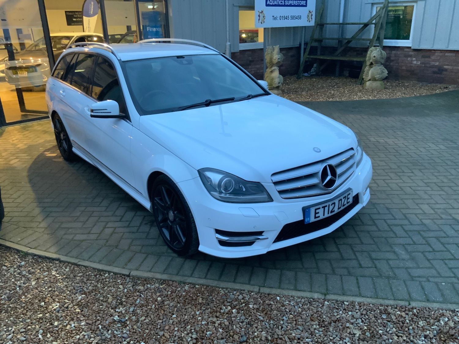 Used Mercedes-Benz C Class 2012 for sale - 76860145: Photo 3