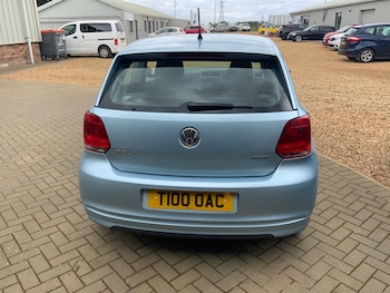 Used Volkswagen Polo 2011 for sale - 78640041: Photo