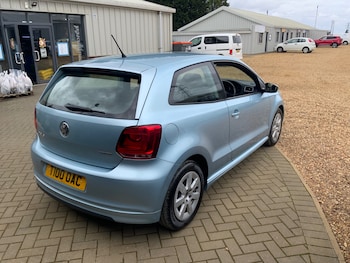 Used Volkswagen Polo 2011 for sale - 78640041: Photo
