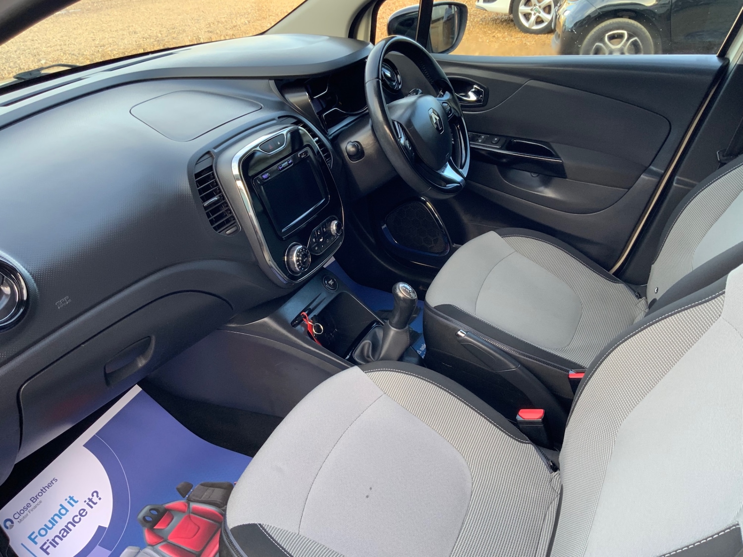 Used Renault Captur 2014 for sale - 76366667: Photo 7