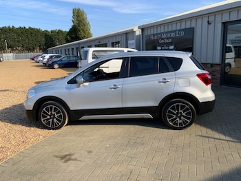 2015 (15) - 1.6 SZ-T 5dr