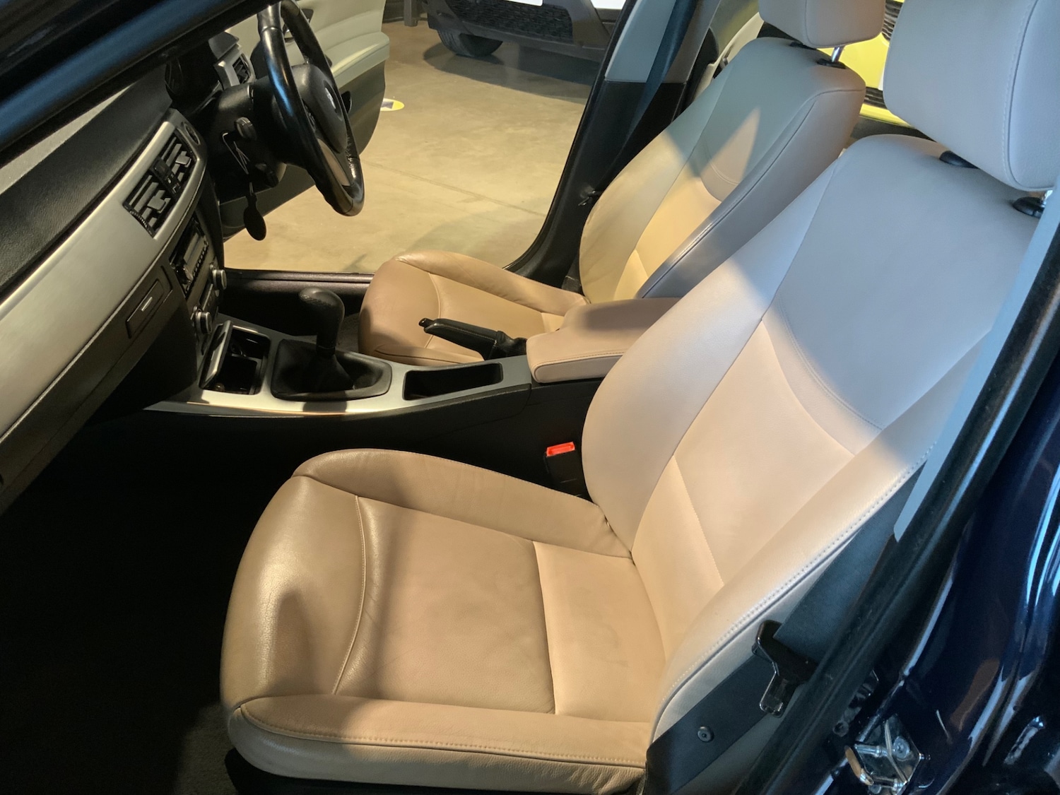 Used BMW 3 Series 2009 for sale - 77789100: Photo 13