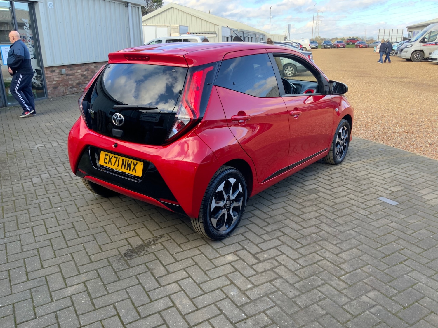 Used Toyota AYGO 2021 for sale - 77260912: Photo 2