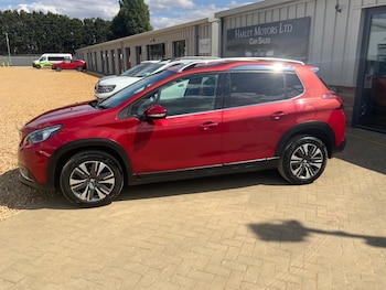 Used Peugeot 2008 2017 for sale - 79391680: Photo