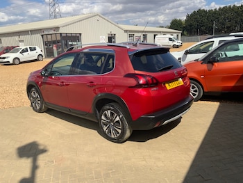 Used Peugeot 2008 2017 for sale - 79391680: Photo