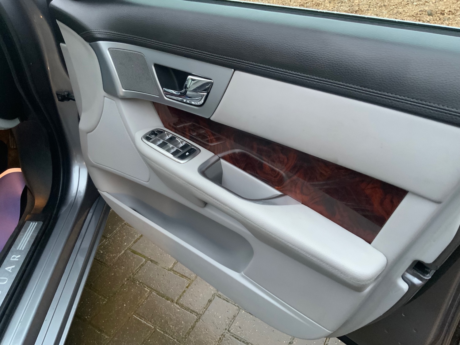 Used Jaguar XF 2011 for sale - 76957255: Photo 13