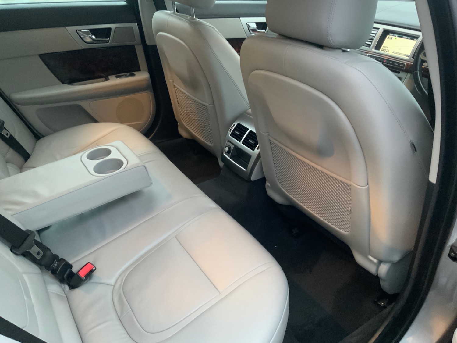 Used Jaguar XF 2011 for sale - 76957255: Photo 15