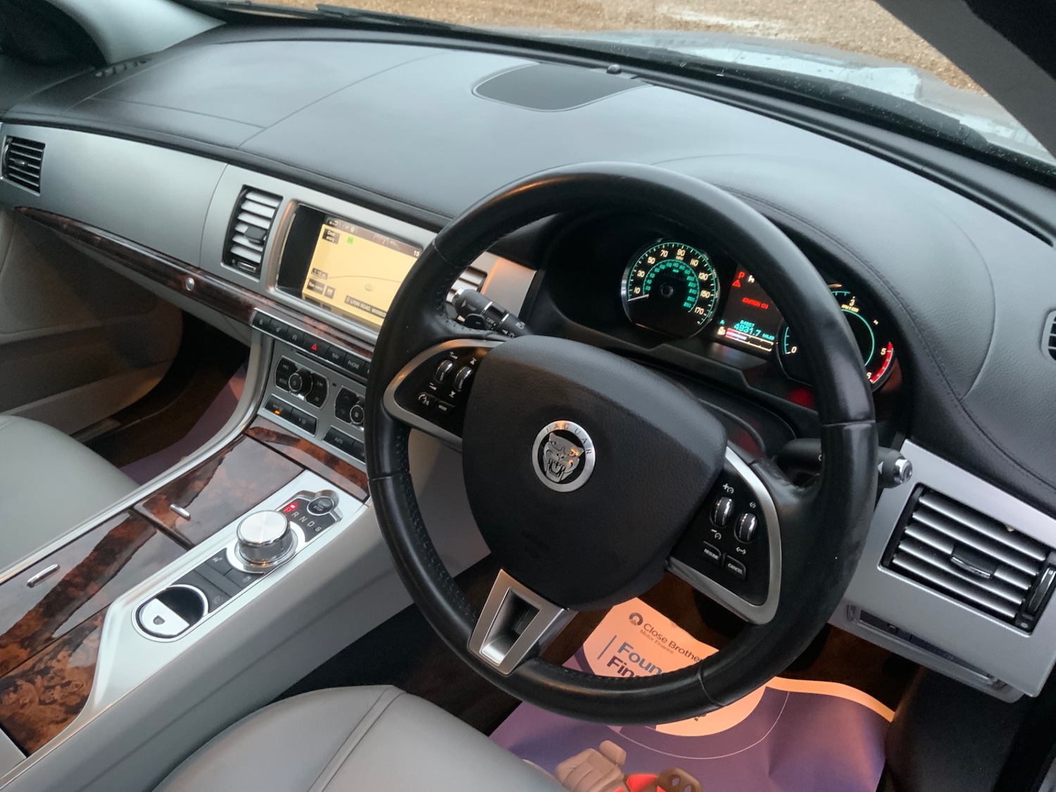 Used Jaguar XF 2011 for sale - 76957255: Photo 9