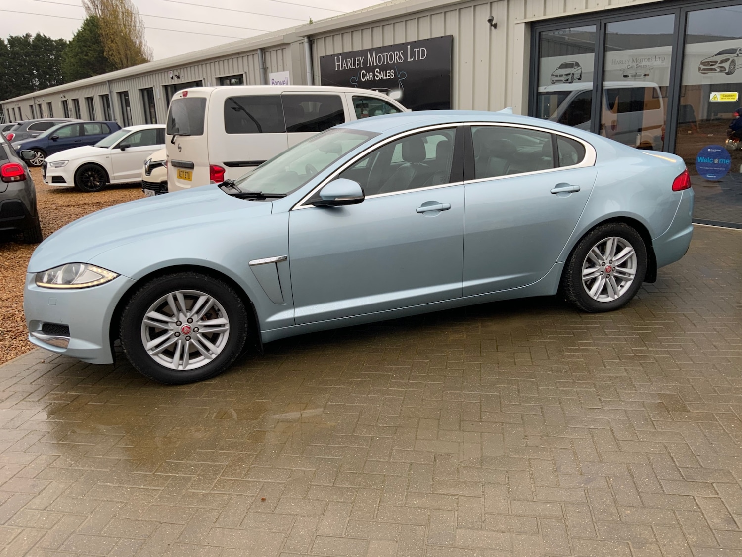 Used Jaguar XF 2013 for sale - 76531451: Photo 8