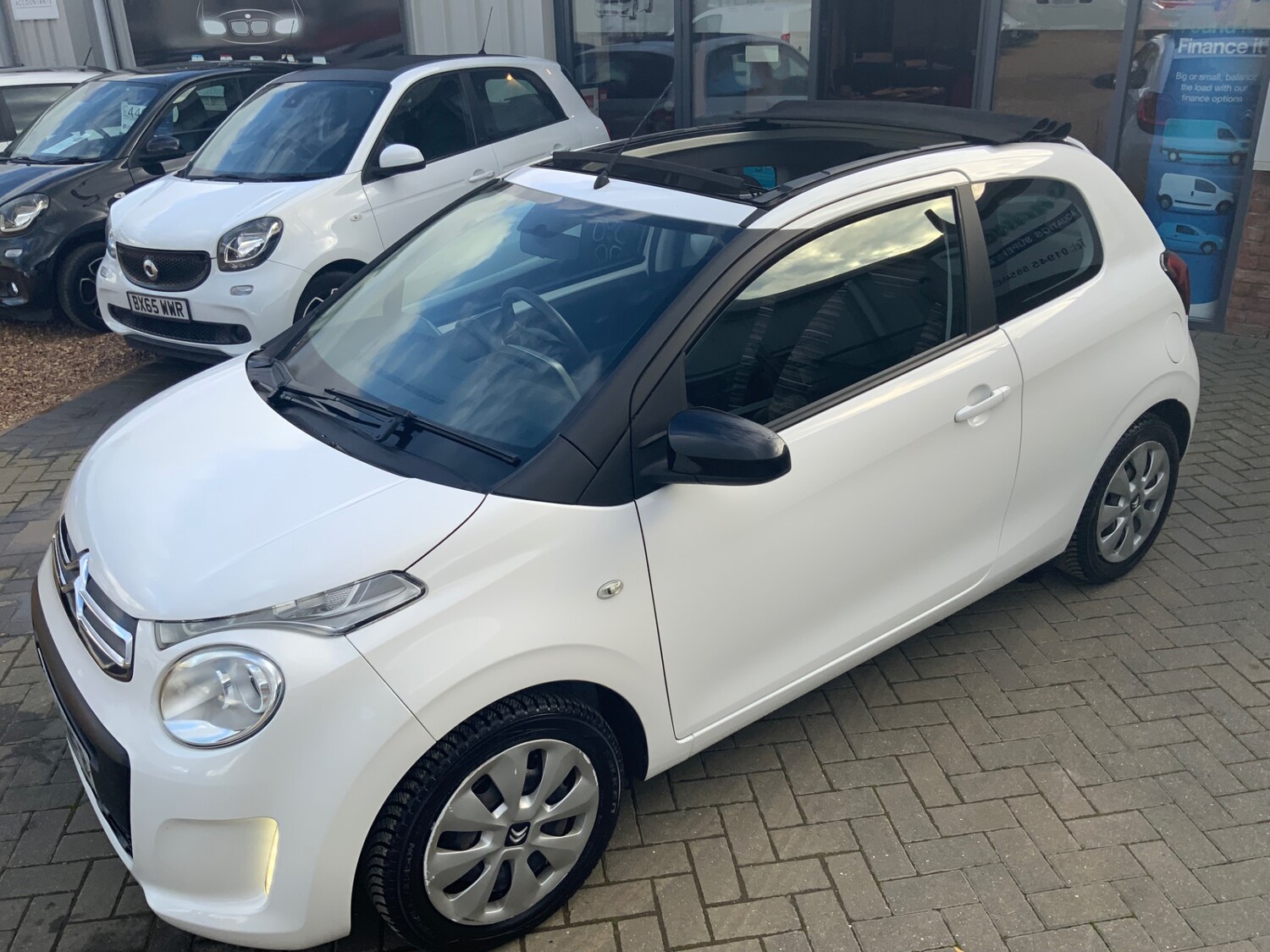 Used Citroen C1 2014 for sale - 76352577: Photo 11