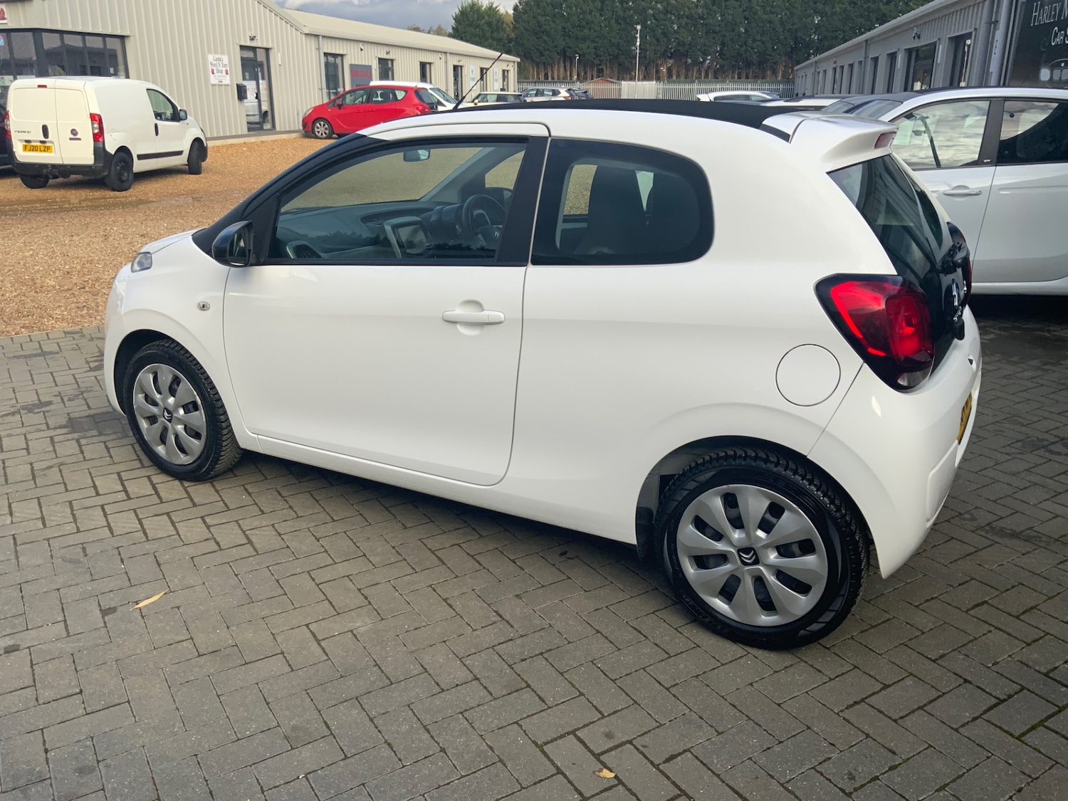 Used Citroen C1 2014 for sale - 76352577: Photo 7