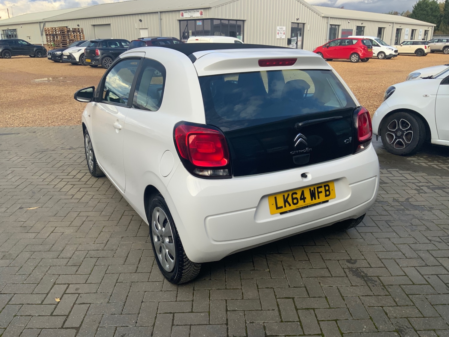 Used Citroen C1 2014 for sale - 76352577: Photo 9