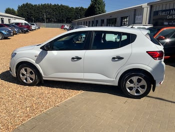 Used Dacia Sandero 2021 for sale - 79625385: Photo