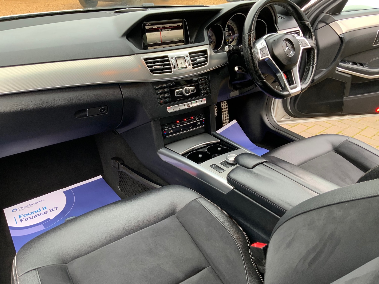 Used Mercedes-Benz E Class 2014 for sale - 76612593: Photo 12