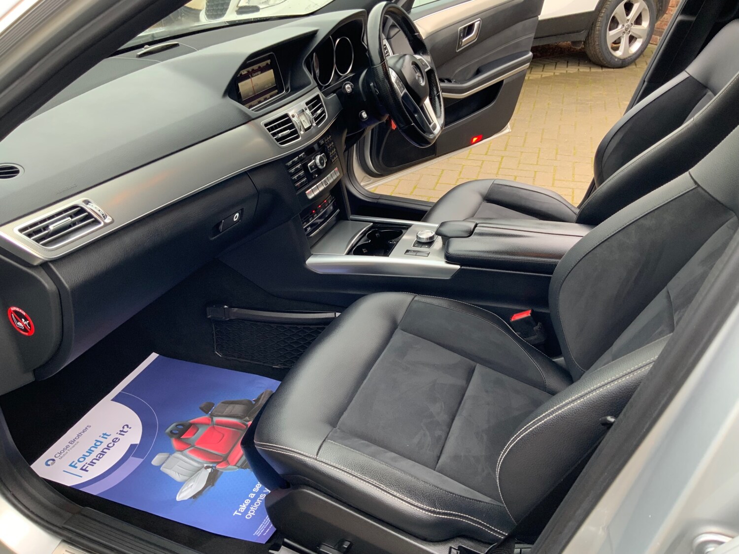 Used Mercedes-Benz E Class 2014 for sale - 76612593: Photo 14