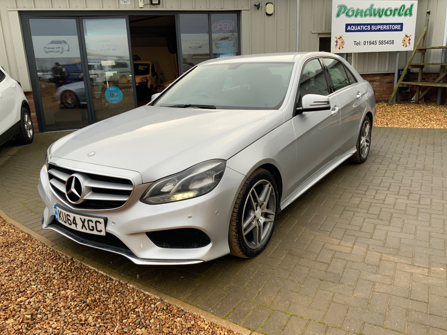 Used Mercedes-Benz E Class 2014 for sale - 76612593: Photo 7