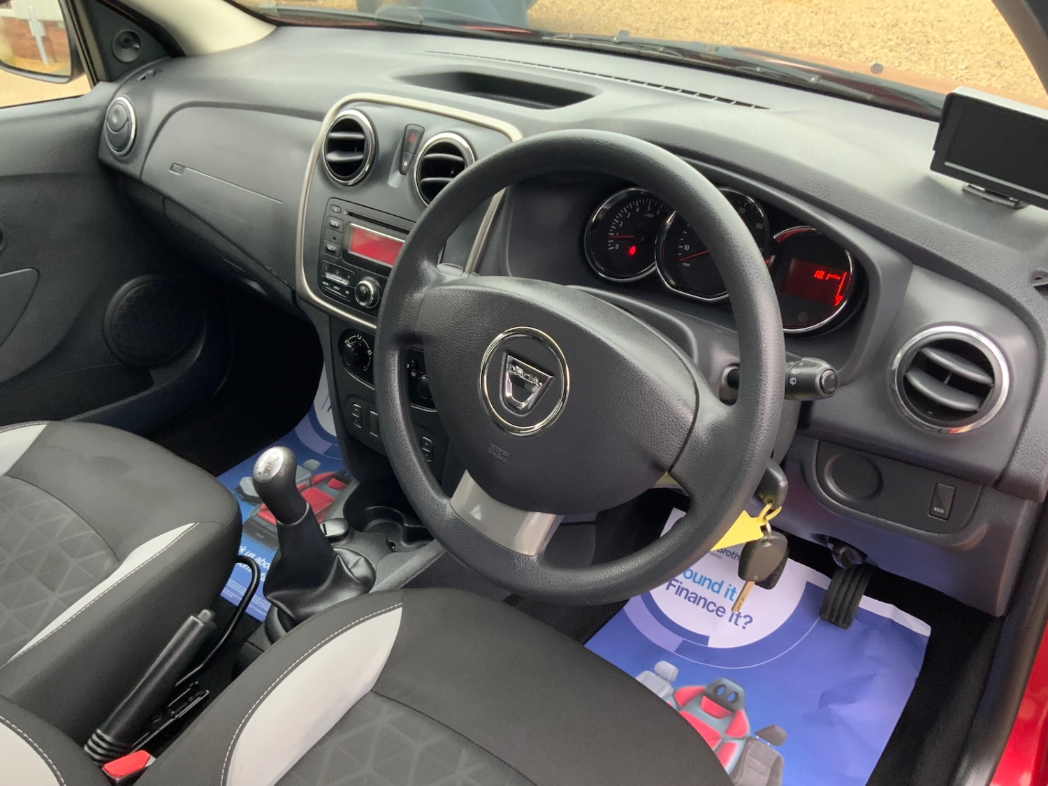 Used Dacia Sandero Stepway 2014 for sale - 77848147: Photo 10