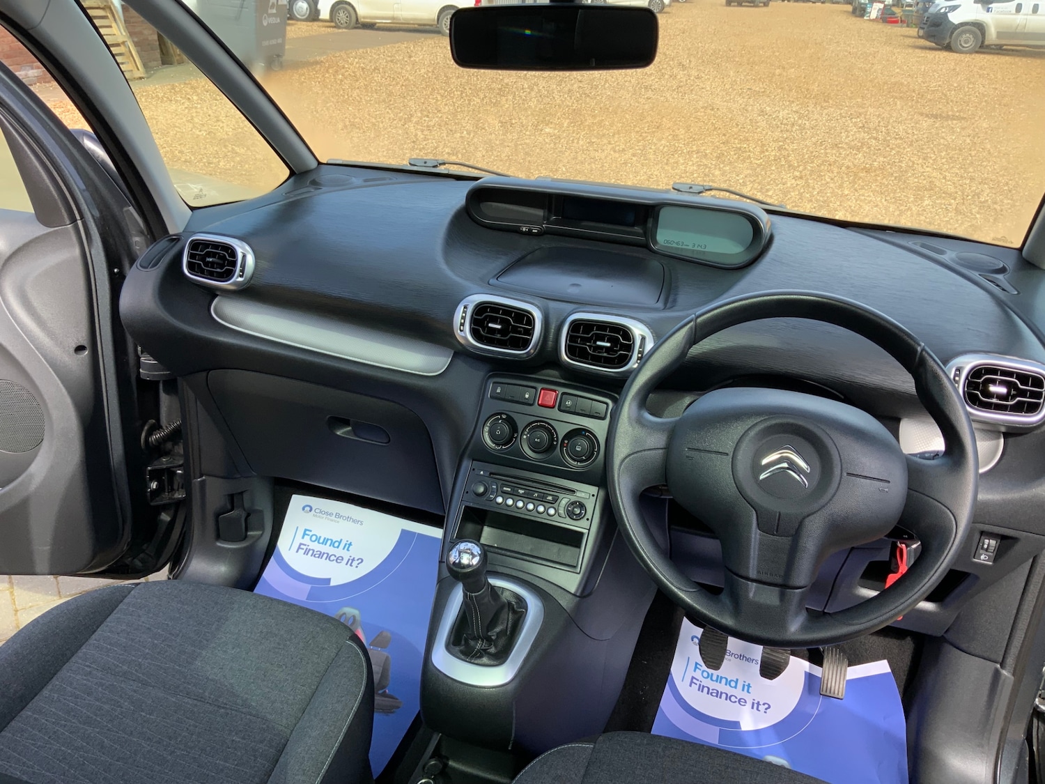 Used Citroen C3 Picasso 2015 for sale - 78163557: Photo 9