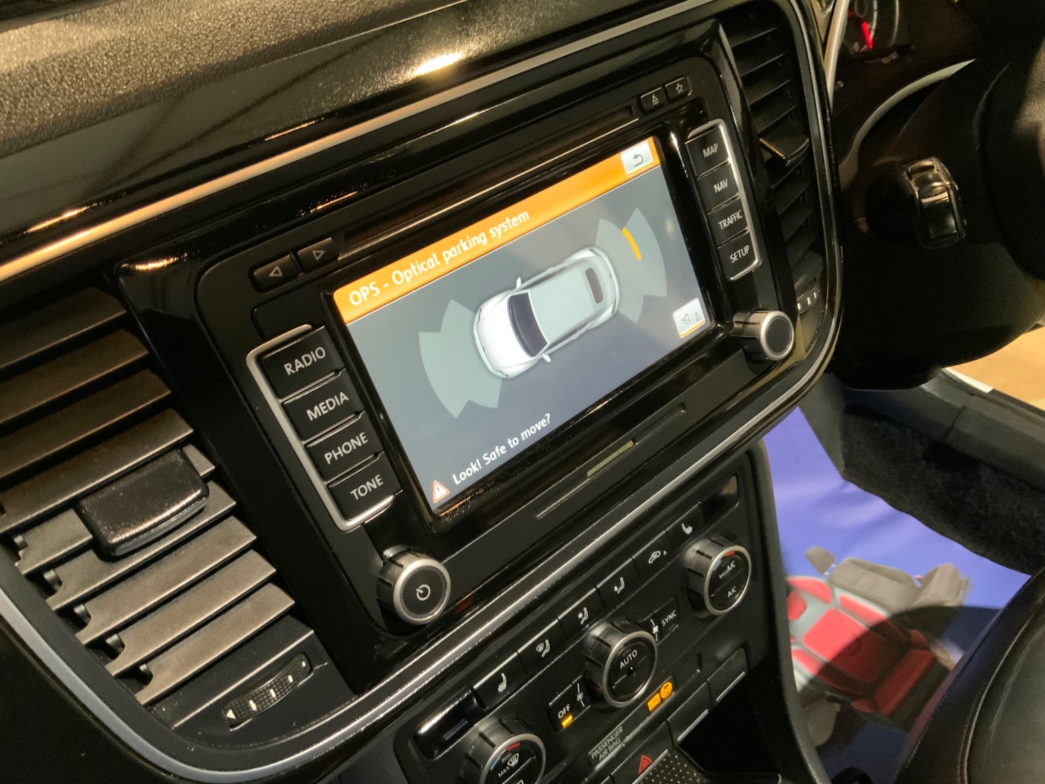 Used Volkswagen Beetle 2014 for sale - 77789136: Photo 15