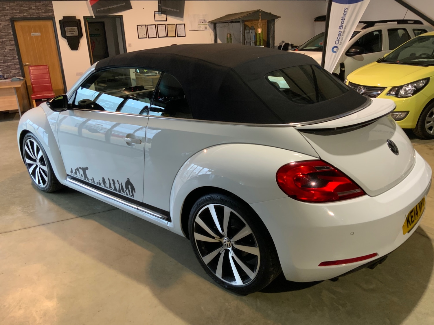 Used Volkswagen Beetle 2014 for sale - 77789136: Photo 7