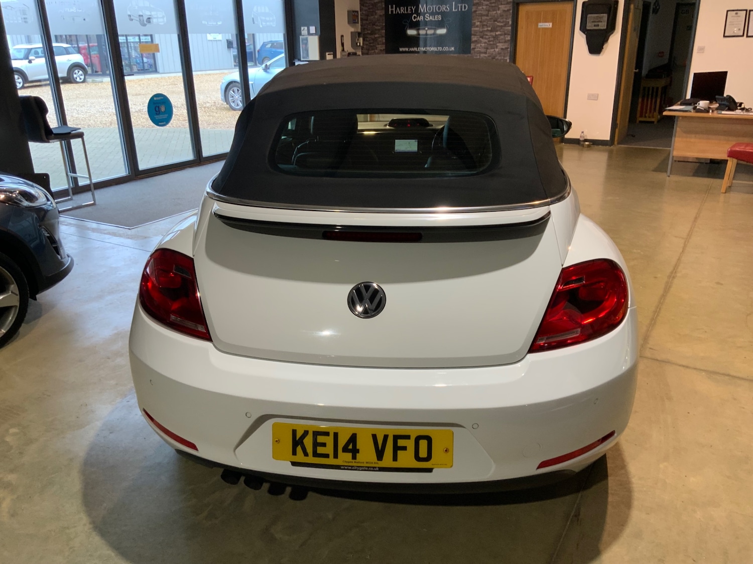 Used Volkswagen Beetle 2014 for sale - 77789136: Photo 8