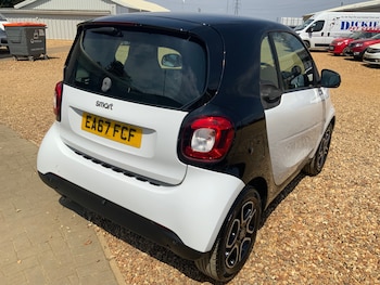 Used smart fortwo 2018 for sale - 79137918: Photo