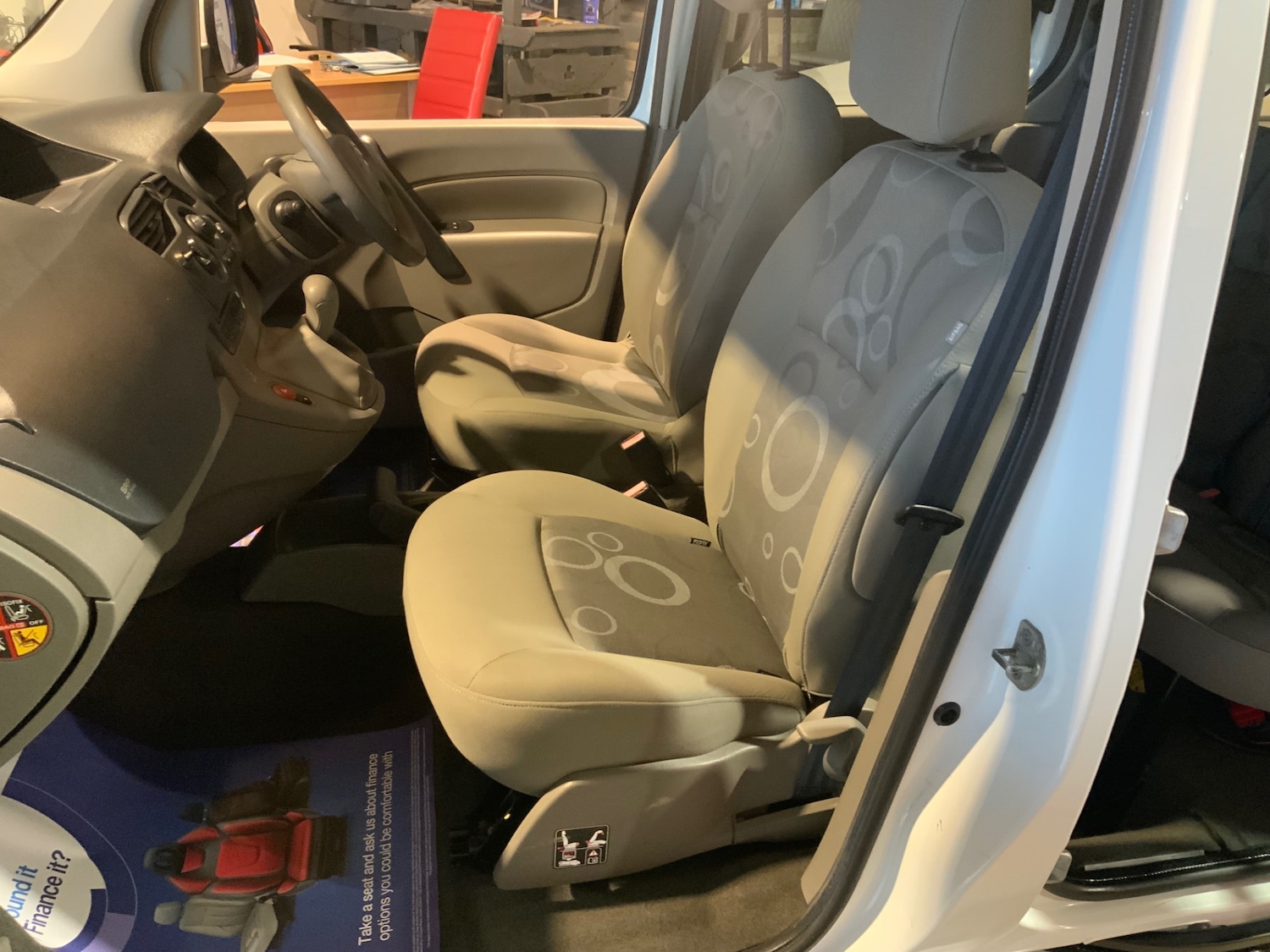 Used Renault Kangoo 2011 for sale - 77137845: Photo 14