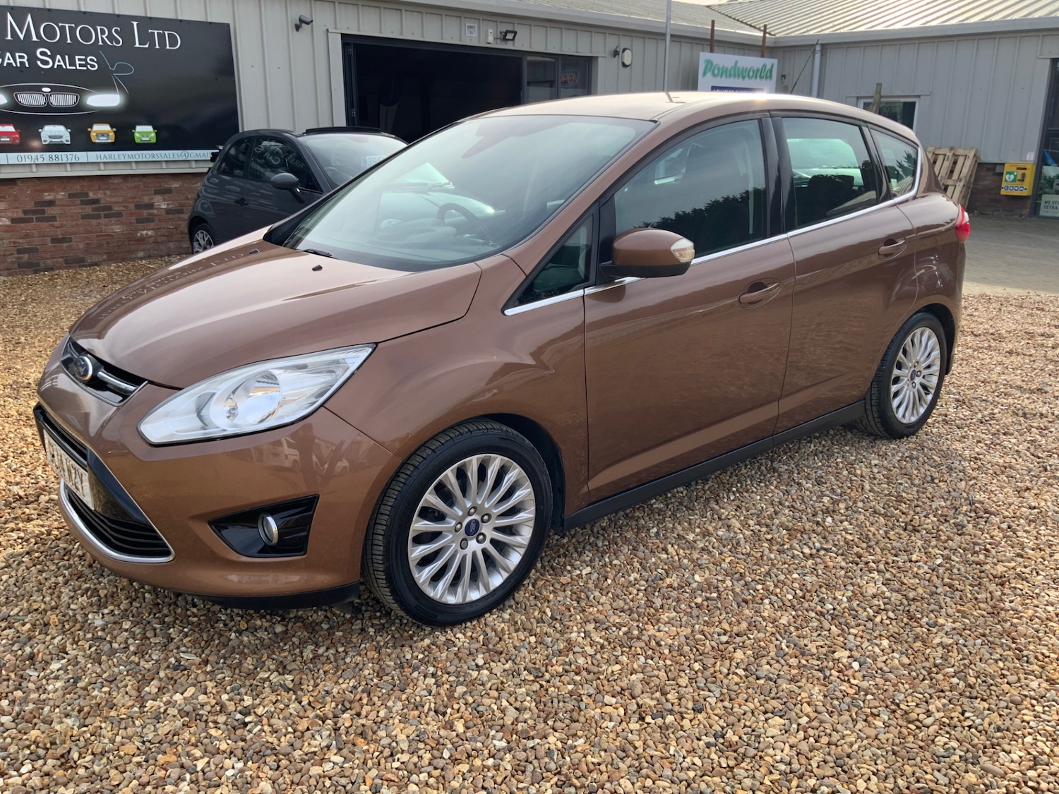 Used Ford C-Max 2014 for sale - 77873371: Photo 2