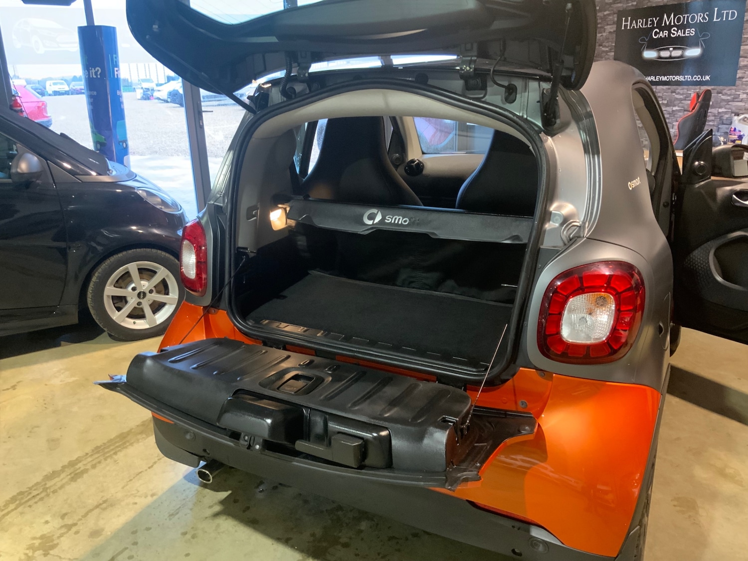 Used smart fortwo 2017 for sale - 76957237: Photo 12